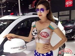 模特吃瓜,瓜果飘香，美味尽享